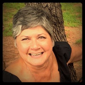 Meet your Posher, Patricia